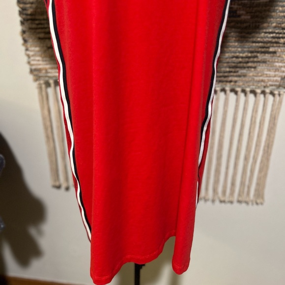 Tommy Hilfiger Red T-Shirt Dress - Picture 3 of 7